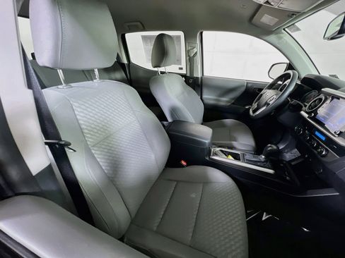 Used 2023 Toyota Tacoma SR5 w/ Technology Package AWD/4WD image 25