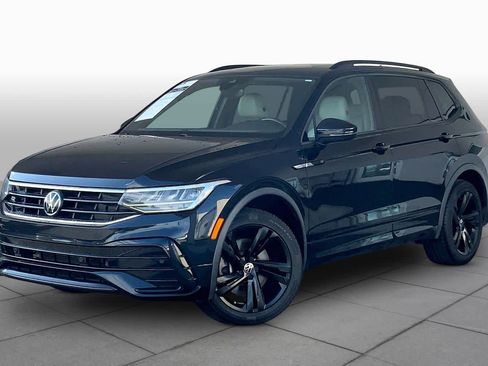 Used 2023 Volkswagen Tiguan SE R-Line FWD image 1
