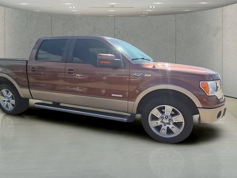 Used 2011 Ford F150 Lariat w/ Lariat Plus Pkg RWD image 48