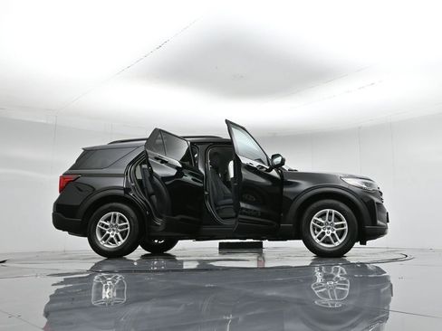 New 2026 Ford Explorer Active image 52