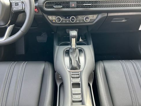 Used 2026 Honda HR-V EX-L image 16
