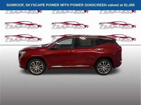 Used 2023 GMC Terrain Denali w/ Denali Premium Package AWD/4WD image 2