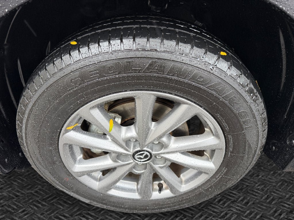 Used 2025 MAZDA CX-5 AWD 2.5 S w/ Preferred Package image 11