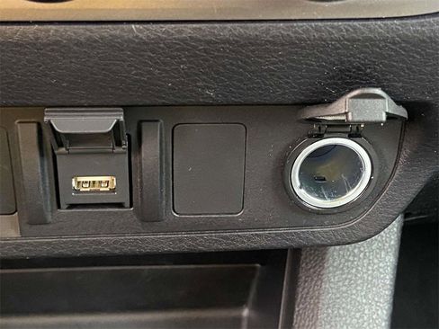 Used 2023 Toyota Tacoma SR image 27