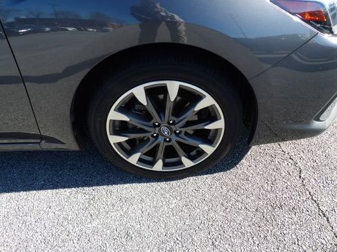 Used 2023 Subaru Impreza 2.0i Limited image 9