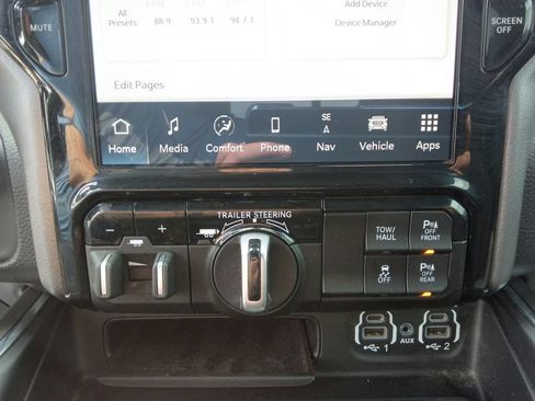 Used 2024 RAM 1500 Big Horn AWD/4WD image 28