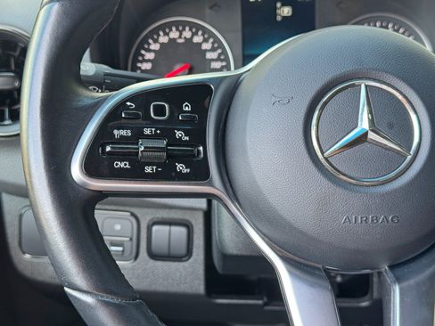 Used 2022 Mercedes-Benz Sprinter 2500 image 20