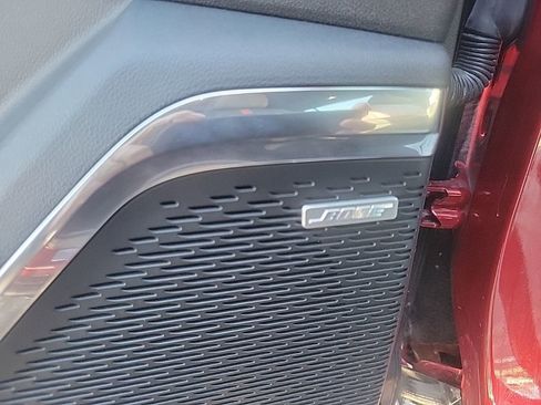 Certified 2024 Chevrolet Traverse RS w/ LPO, Floor Liner Package image 36