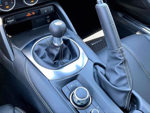 New 2026 MAZDA MX-5 Miata RF Grand Touring w/ Weather Package RWD image 17