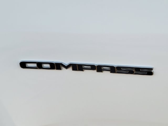 Used 2025 Jeep Compass Limited AWD/4WD image 24