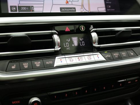 Used 2021 BMW 330i Sedan RWD image 19
