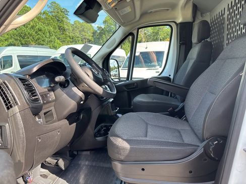 Used 2023 RAM ProMaster 2500 w/ Driver Convenience Group image 44