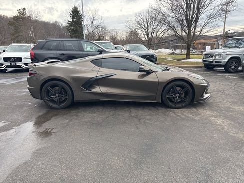Used 2020 Chevrolet Corvette Stingray Preferred Cpe w/ 2LT Preferred Equipment Group image 7