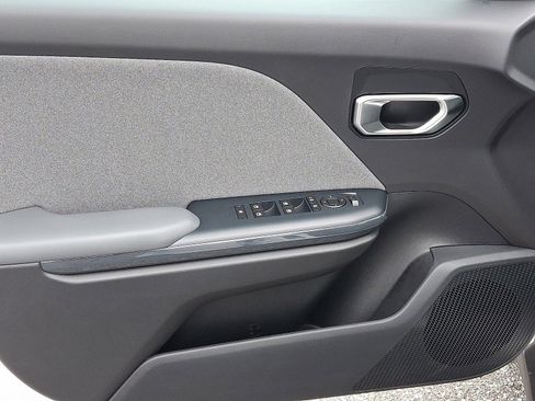 New 2025 Kia K4 EX image 8