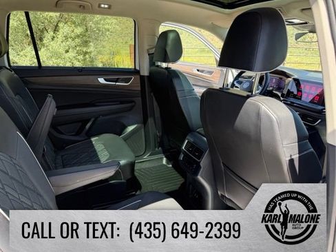Used 2024 Volkswagen Atlas SEL Premium R-Line AWD/4WD image 35