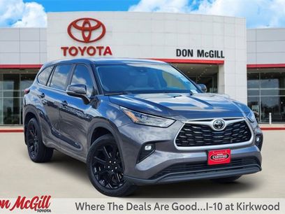 Certified 2023 Toyota Highlander LE