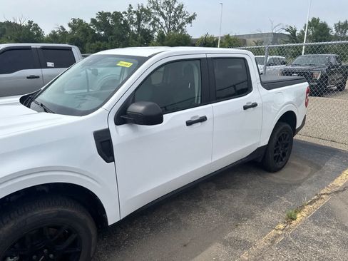 Used 2024 Ford Maverick XL FWD image 17