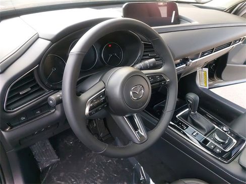 New 2025 MAZDA CX-30 AWD 2.5 S w/ Preferred Package image 16