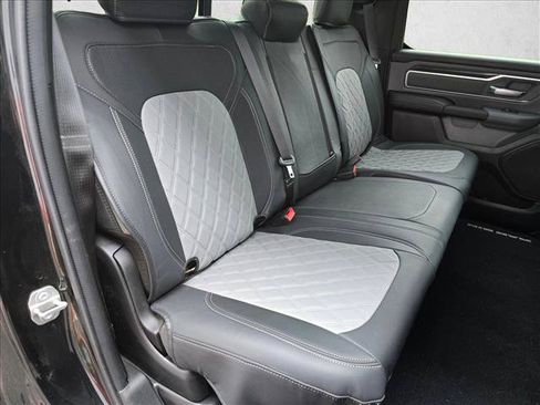 Used 2022 RAM 1500 Big Horn AWD/4WD image 19