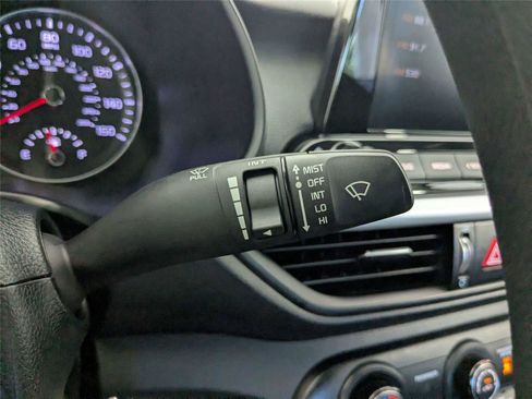 Used 2024 Kia Forte LXS w/ LXS Technology Package FWD image 18