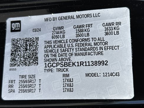 Used 2024 Chevrolet Colorado W/T image 32