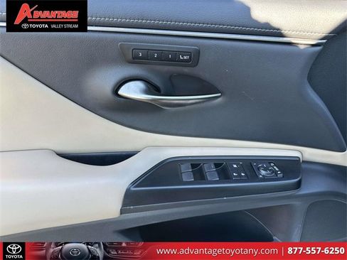 Used 2020 Lexus ES 350 w/ Premium Package image 18