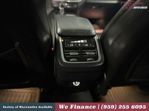 Used 2018 Volvo XC60 T6 Inscription w/ Convenience Package AWD/4WD image 30