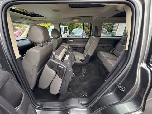 Used 2016 Ford Flex Limited w/ Limited Appearance Package image 15