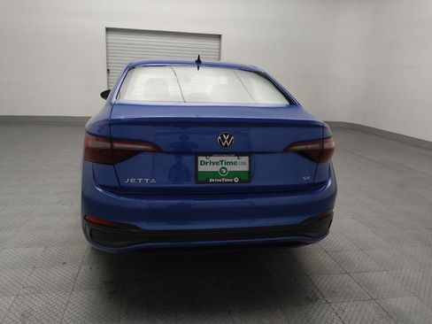 Used 2024 Volkswagen Jetta SE FWD image 6