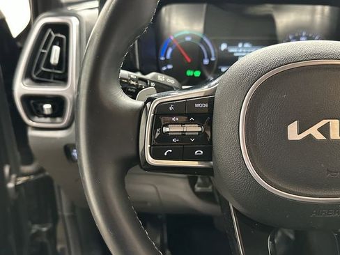 Used 2023 Kia Sorento EX image 8