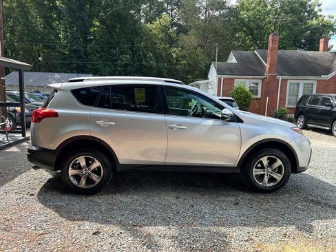 Used 2015 Toyota RAV4 XLE image 20