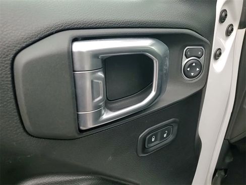 Used 2022 Jeep Wrangler Unlimited Sport image 22