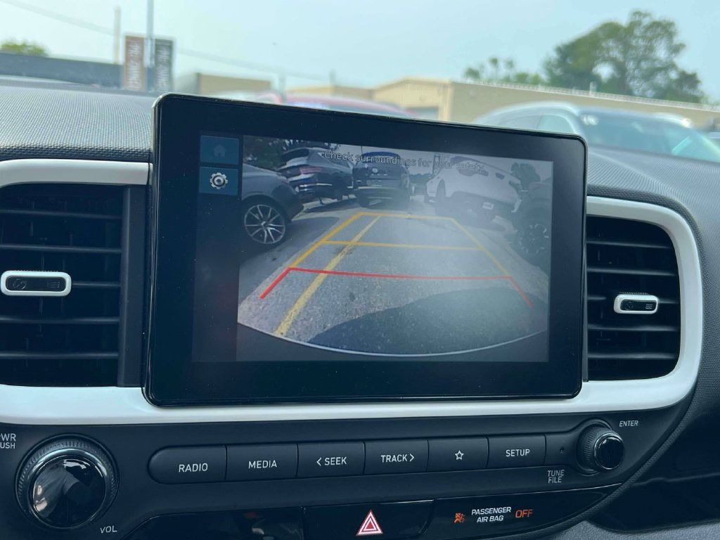 Certified 2026 Hyundai Venue SEL FWD image 26