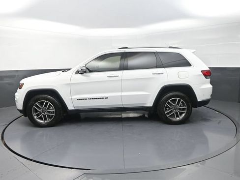 Used 2022 Jeep Grand Cherokee Limited w/ Trailer Tow Group IV AWD/4WD image 4