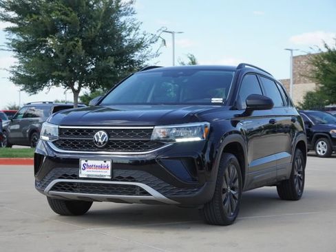 Used 2024 Volkswagen Taos S FWD image 3