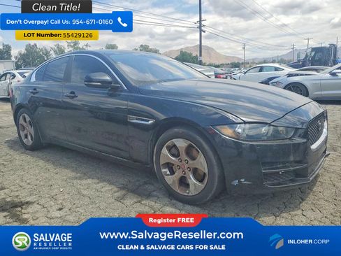 Used 2017 Jaguar XE RWD image 5