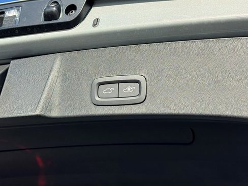 New 2026 Volvo XC40 B5 Plus w/ Protection Package Premier image 16