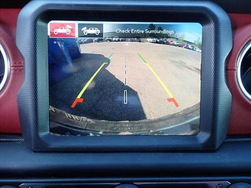 Used 2023 Jeep Wrangler Unlimited Rubicon 4xe AWD/4WD image 15