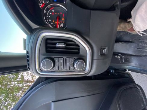 Used 2020 Chevrolet Silverado 1500 LT AWD/4WD image 20