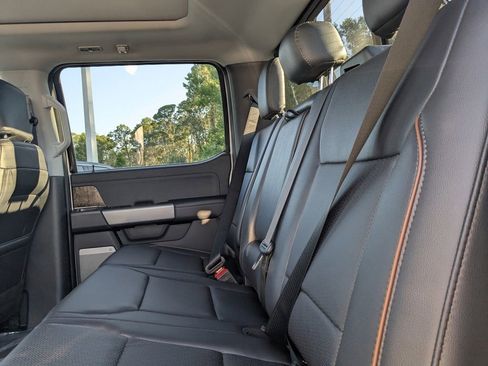 New 2025 Ford F250 Lariat w/ Lariat Ultimate Package image 14