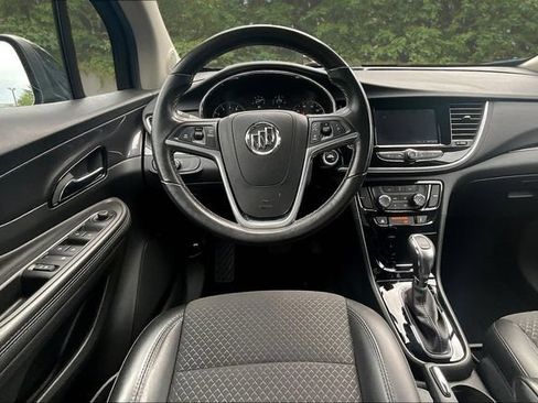 Used 2022 Buick Encore Preferred w/ Safety Package AWD/4WD image 8