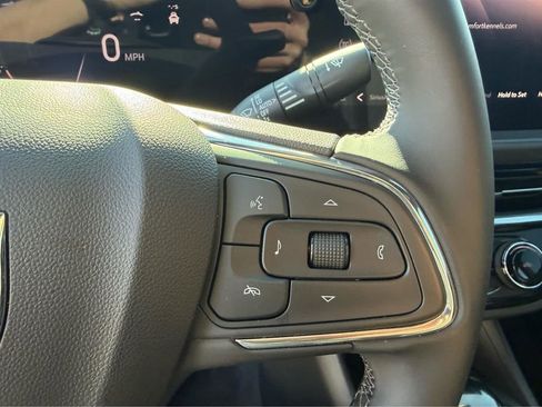 Used 2026 Buick Envista Sport Touring w/ Convenience II Package image 15