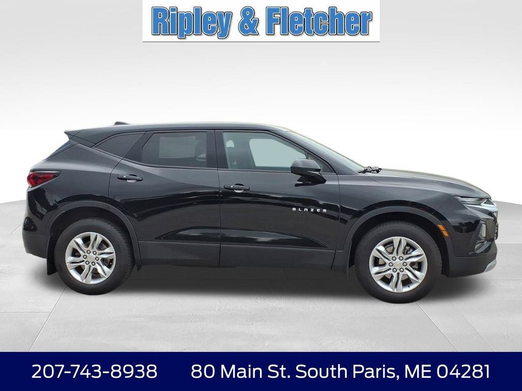Used 2022 Chevrolet Blazer LT AWD/4WD image 4