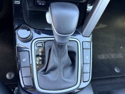 Certified 2022 Kia Seltos EX image 29