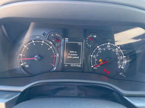 Used 2024 Toyota 4Runner SR5 Premium AWD/4WD image 33