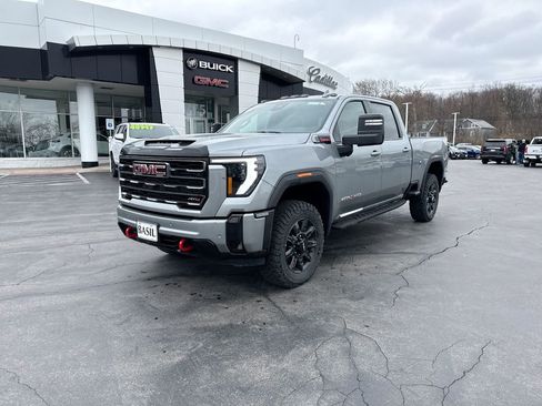 New 2026 GMC Sierra 2500 AT4 w/ AT4 Premium Plus Package image 4