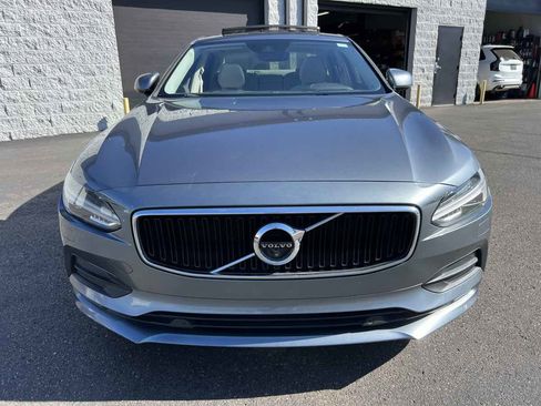 Used 2018 Volvo S90 T6 Momentum w/ Convenience Package image 7