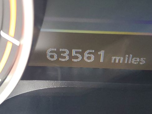 Used 2024 Nissan Altima 2.5 SV image 14