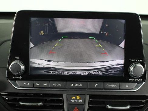 Certified 2020 Nissan Altima 2.5 SR w/ Premium Package image 25