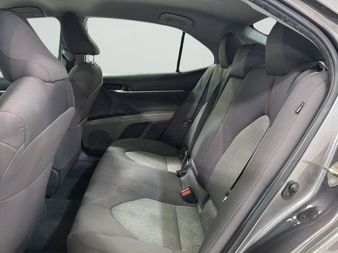 Used 2020 Toyota Camry LE w/ Convenience Package FWD image 21